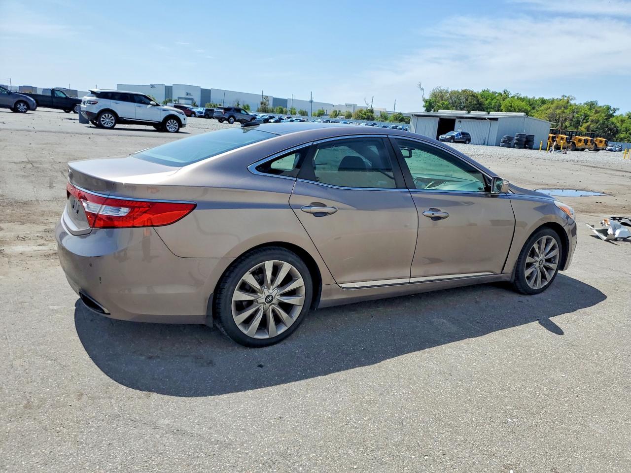 2013 HYUNDAI AZERA BASE photo 5