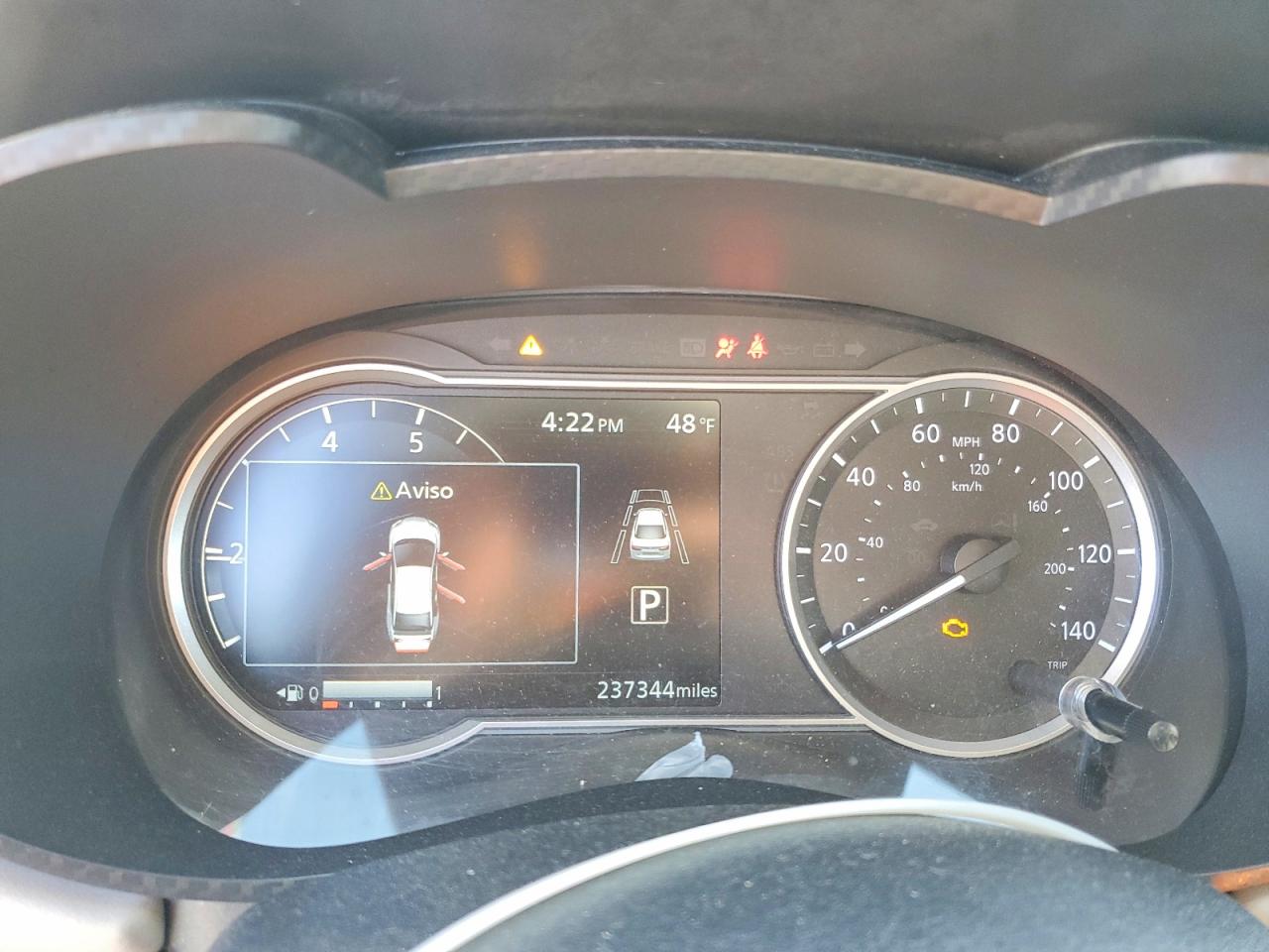 2020 NISSAN VERSA SV photo 17