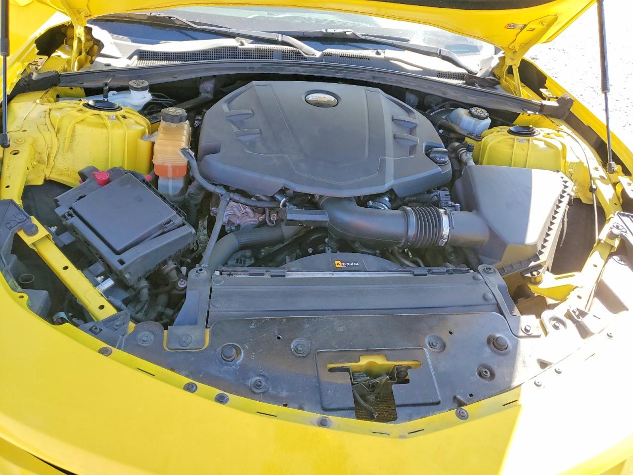 2016 CHEVROLET CAMARO LT photo 11