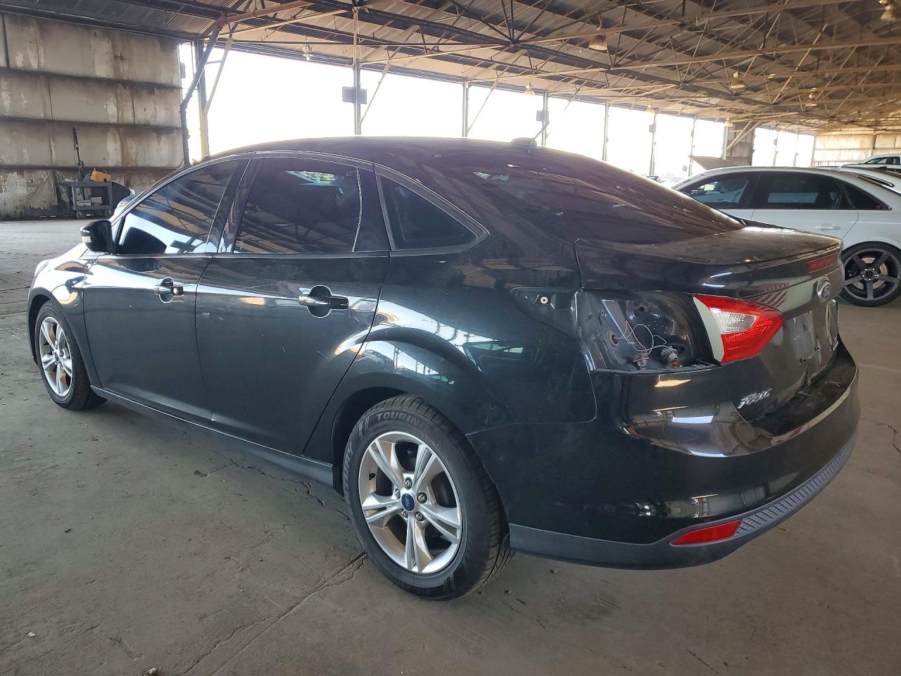 2014 FORD FOCUS SE photo 4