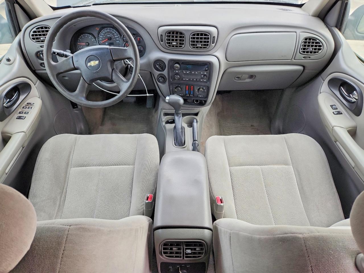 2005 CHEVROLET TRAILBLAZER LS photo 8