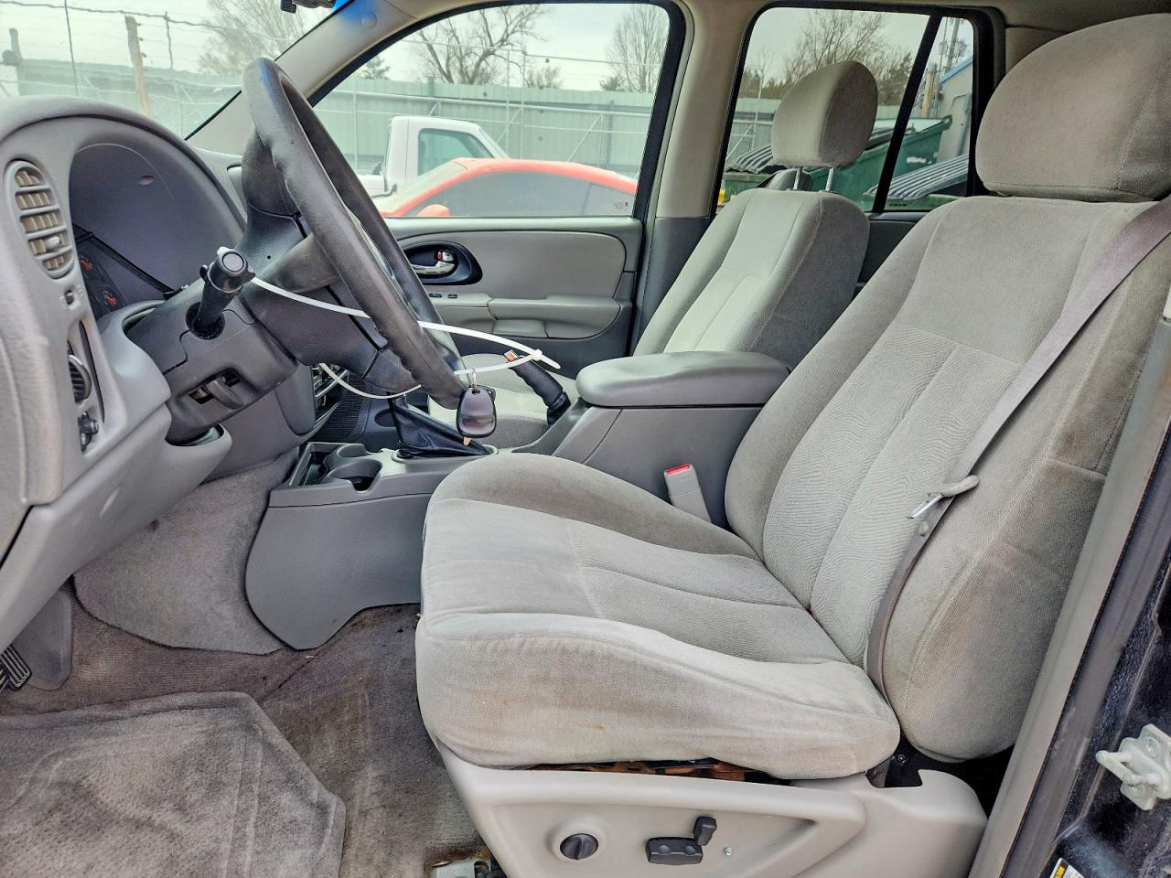 2005 CHEVROLET TRAILBLAZER LS photo 7