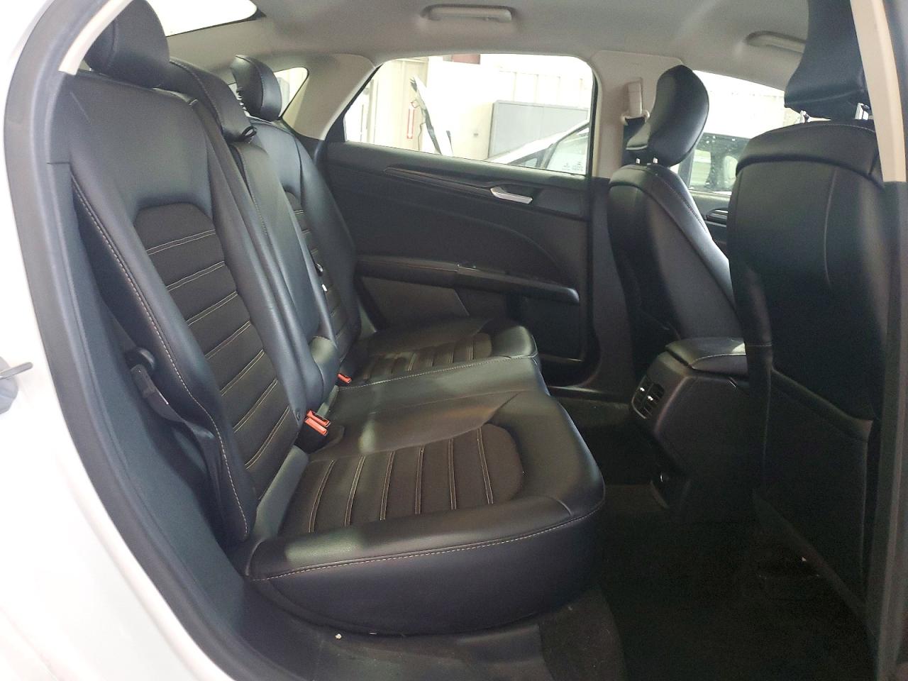 2018 FORD FUSION SE photo 10