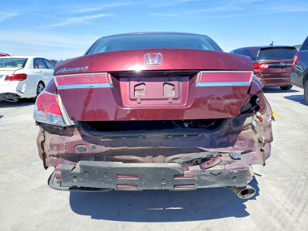 2012 HONDA ACCORD LXP photo 11