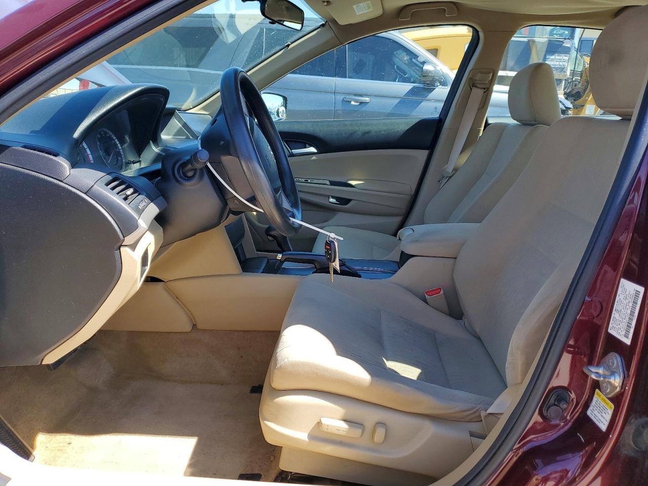 2012 HONDA ACCORD LXP photo 13