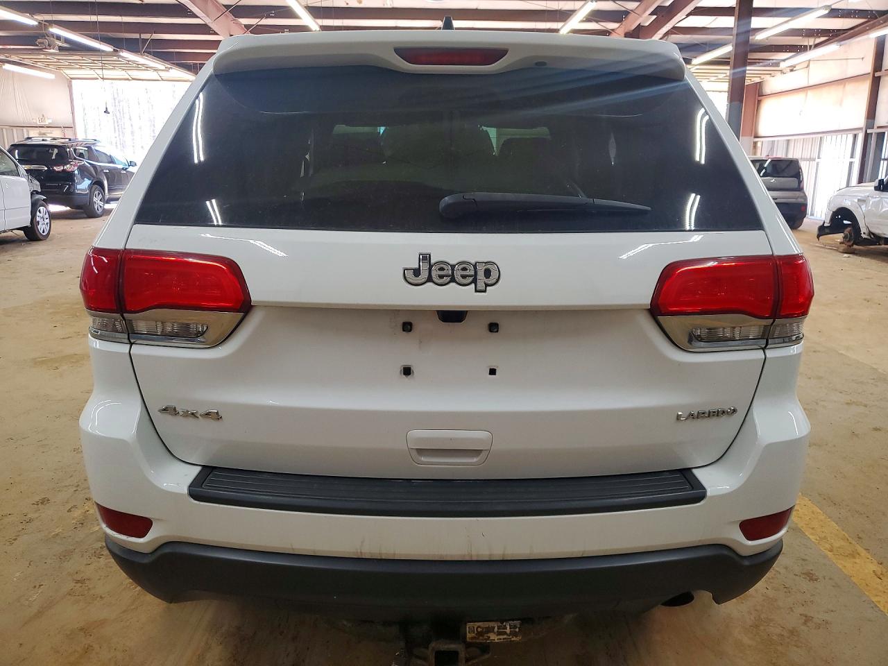 2014 JEEP GRAND CHEROKEE LAREDO photo 6