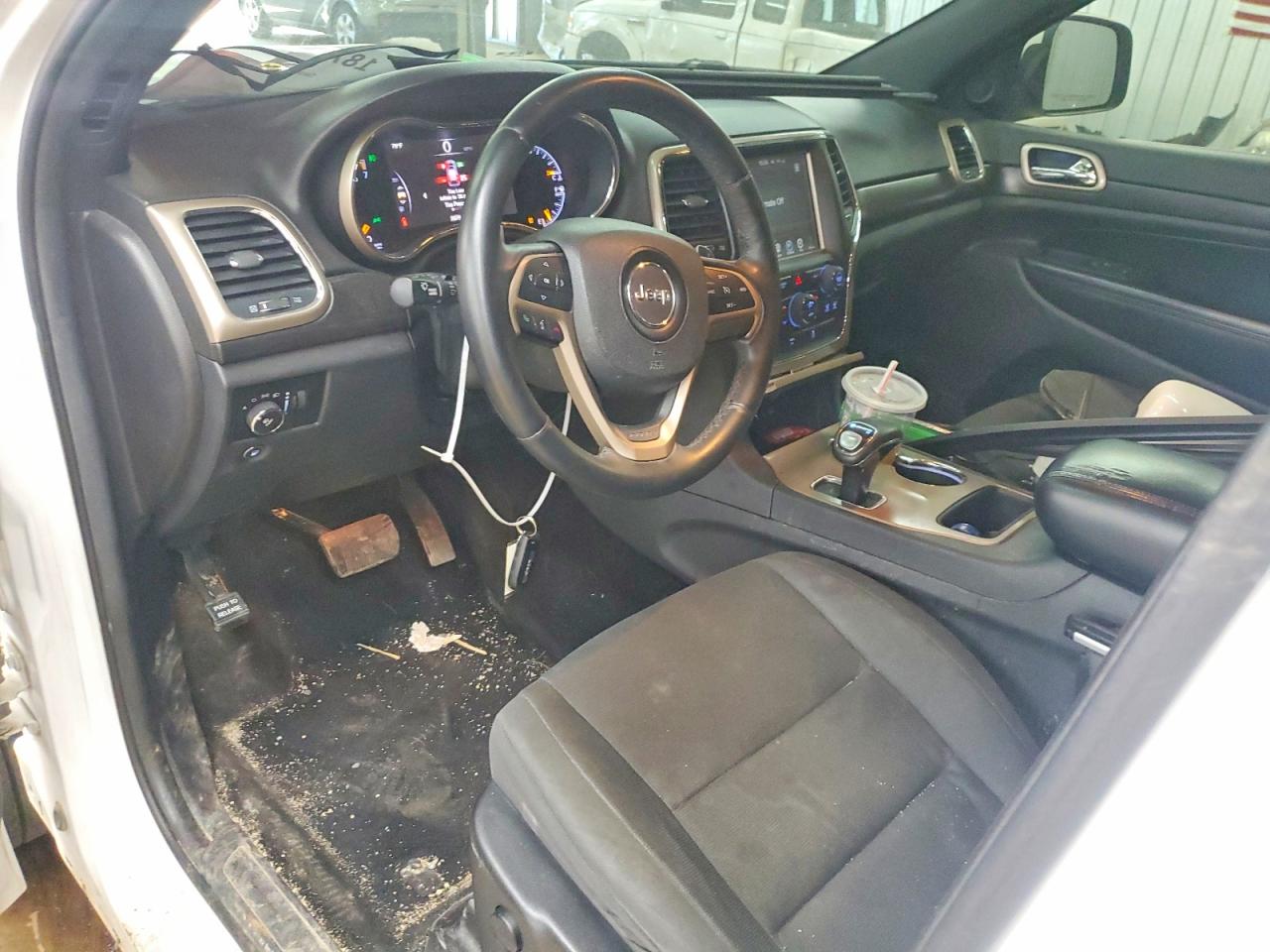 2014 JEEP GRAND CHEROKEE LAREDO photo 8