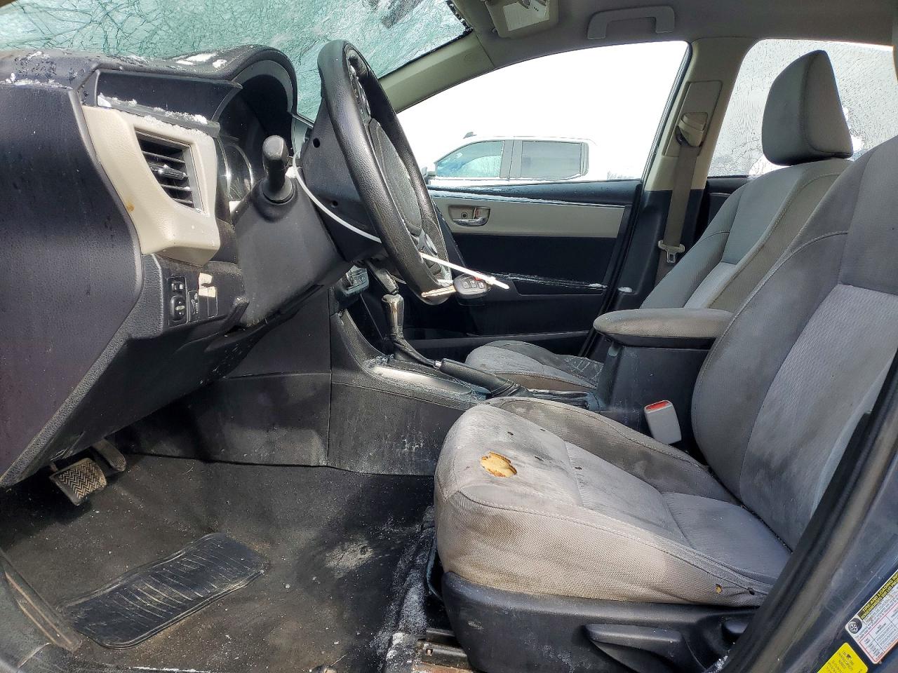 2014 TOYOTA COROLLA LE photo 7