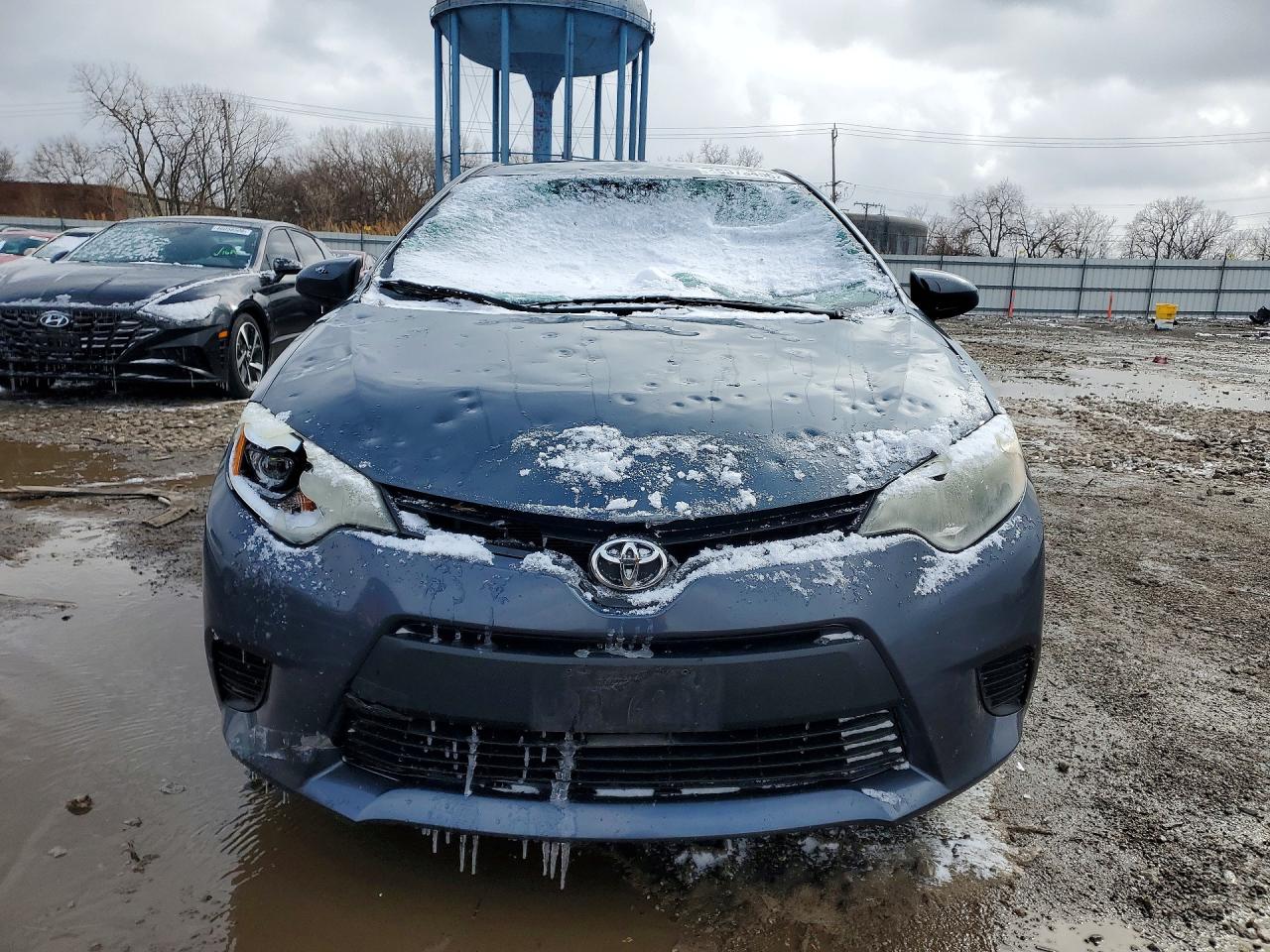 2014 TOYOTA COROLLA LE photo 5