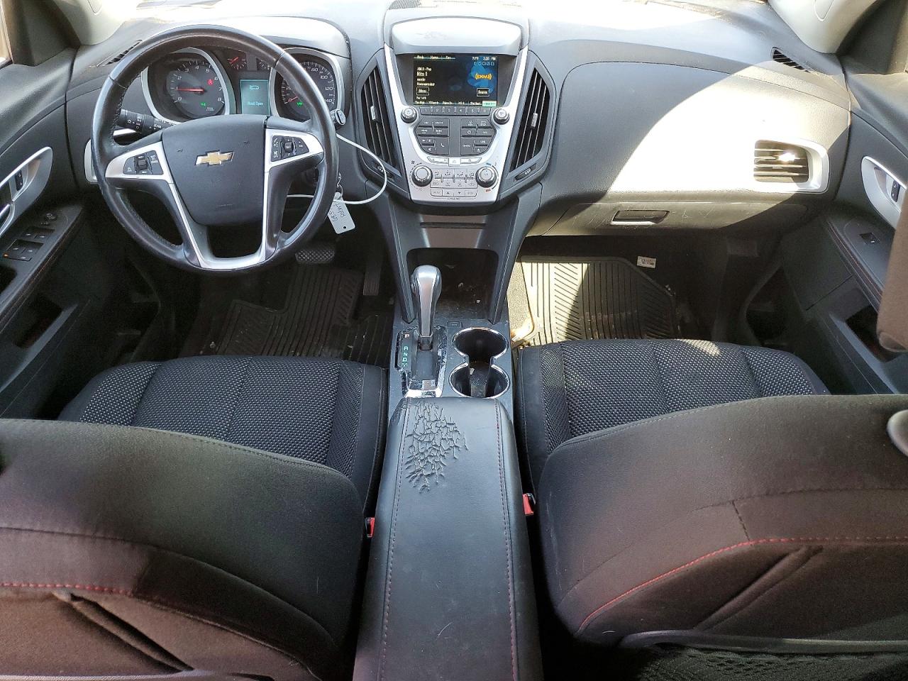 2015 CHEVROLET EQUINOX LT photo 15