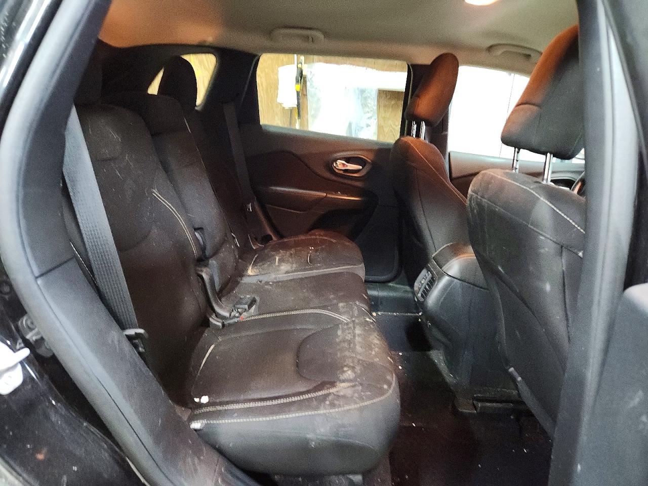 2016 JEEP CHEROKEE LATITUDE photo 21