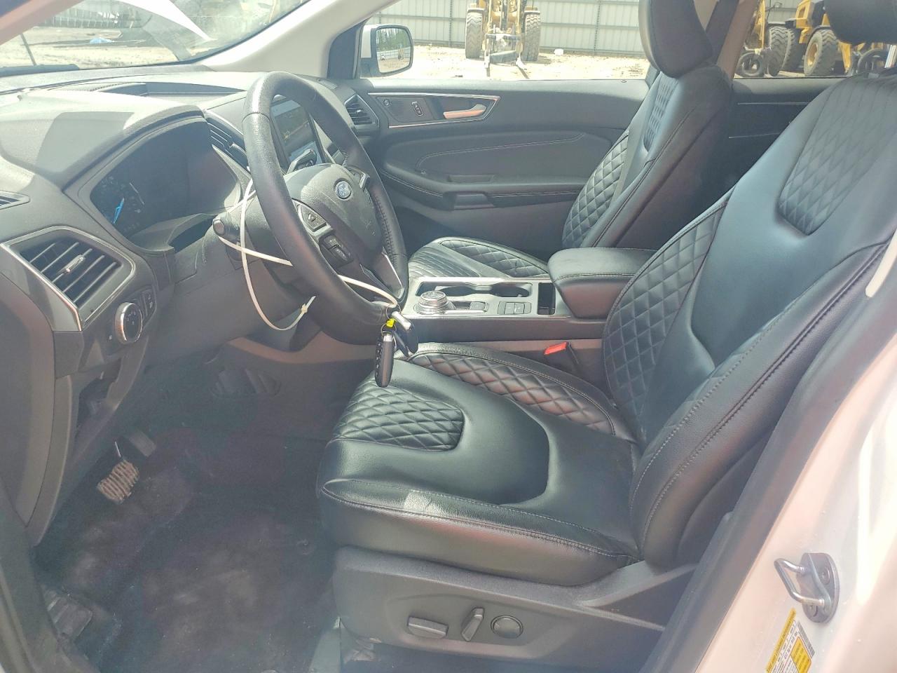2024 FORD EDGE TITANIUM photo 7
