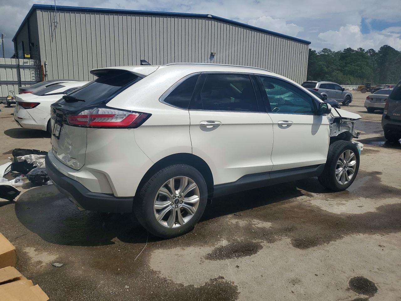 2024 FORD EDGE TITANIUM photo 3