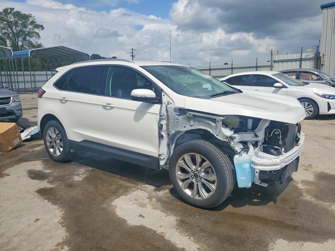 2024 FORD EDGE TITANIUM photo 4