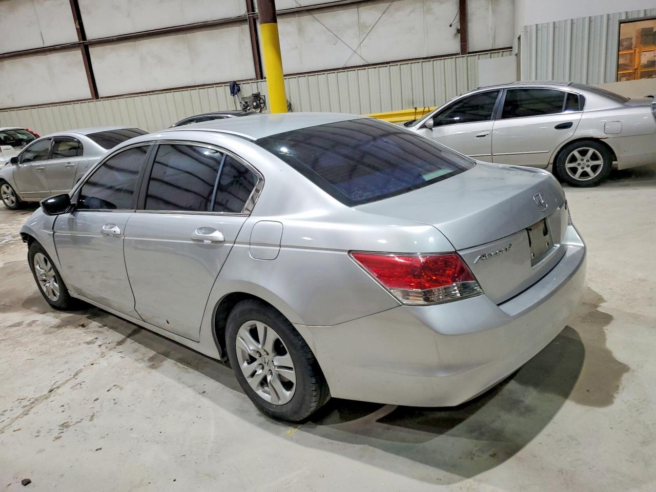 2009 HONDA ACCORD LXP photo 4