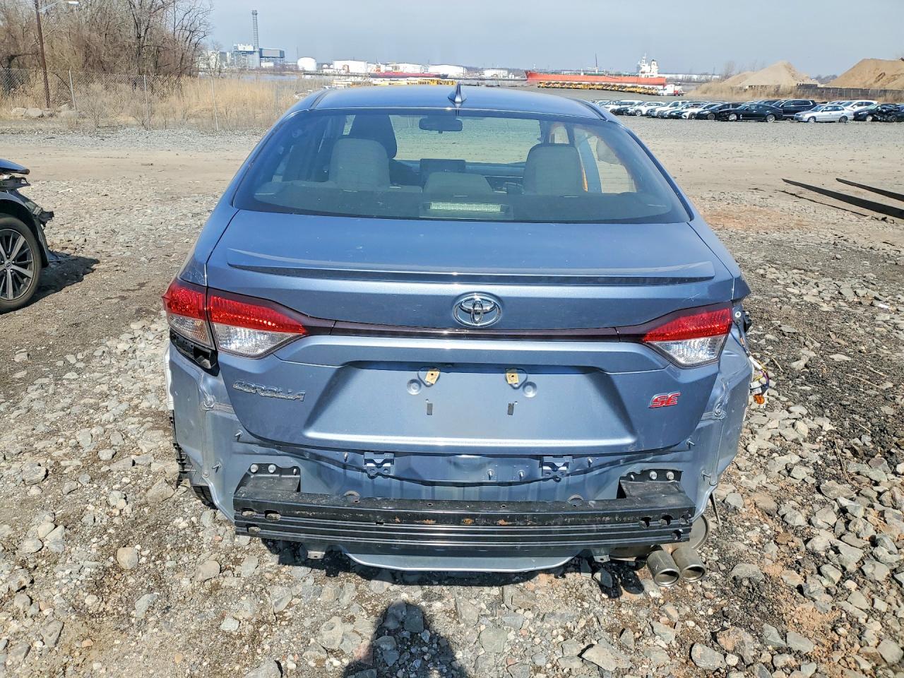 2022 TOYOTA COROLLA SE photo 11