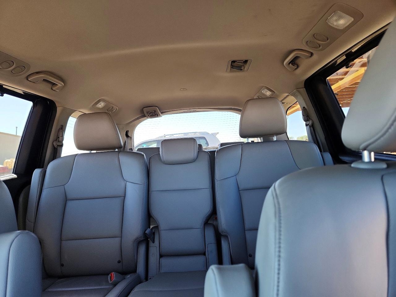 2012 HONDA ODYSSEY EXL photo 19