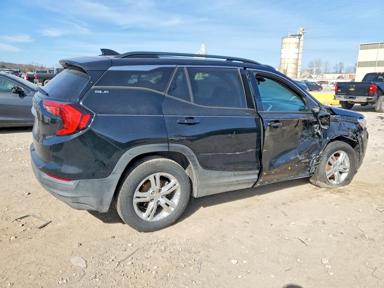 2019 GMC TERRAIN SLE photo 7