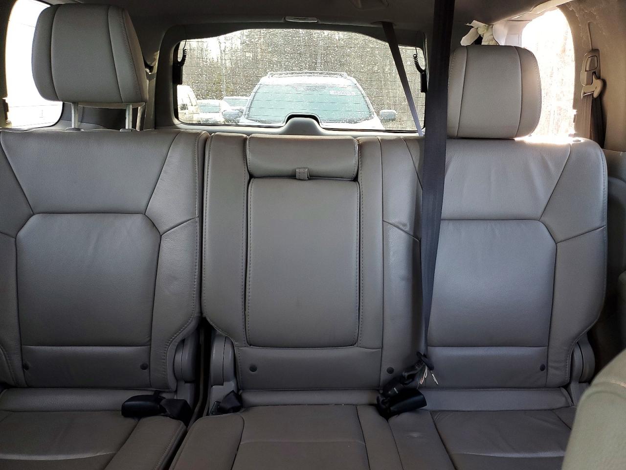 2015 HONDA PILOT EXL photo 19