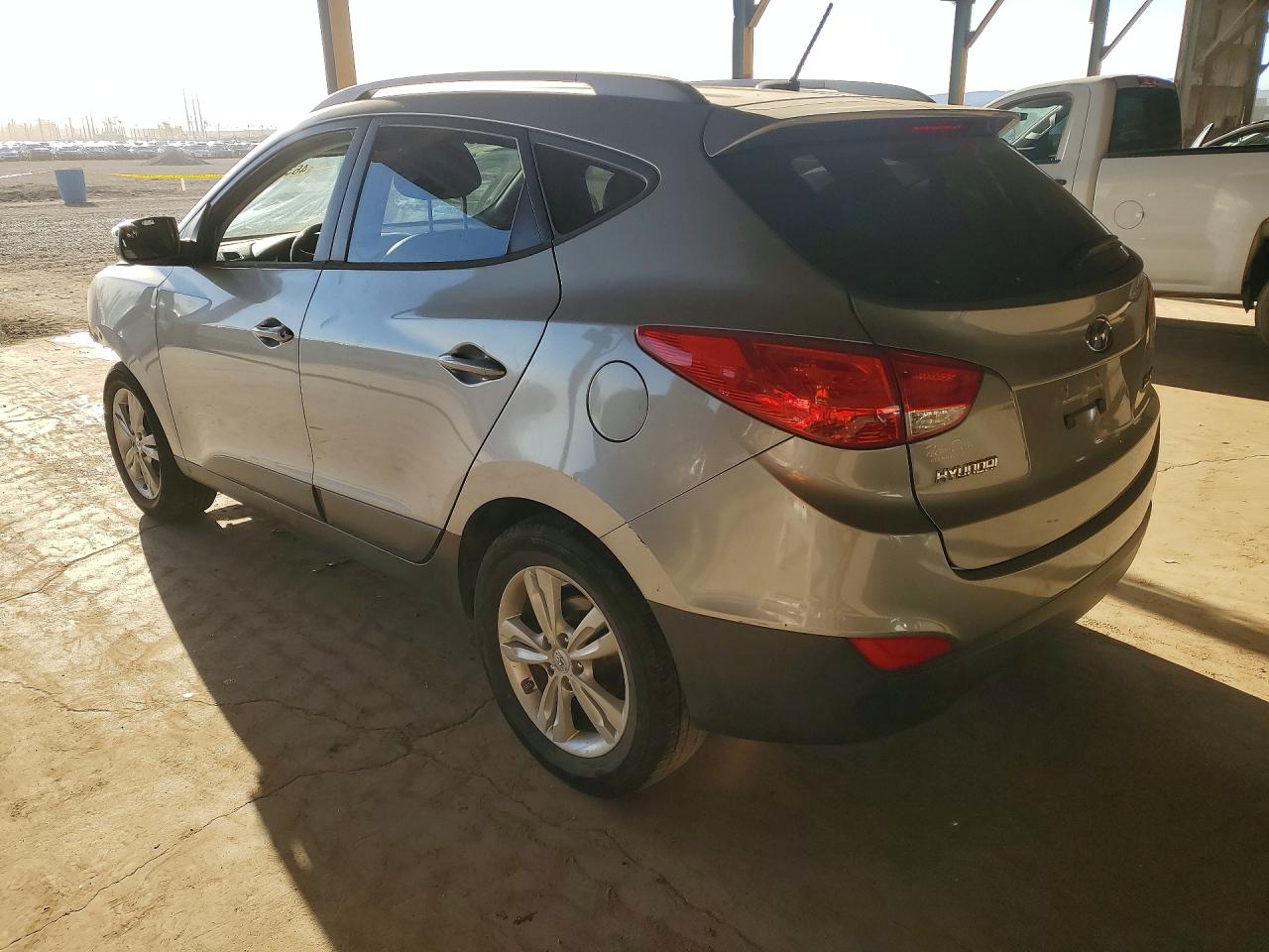 2013 HYUNDAI TUCSON GLS photo 2