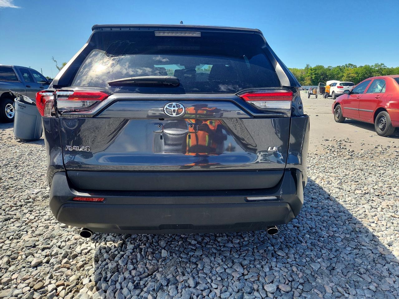 2022 TOYOTA RAV4 photo 11