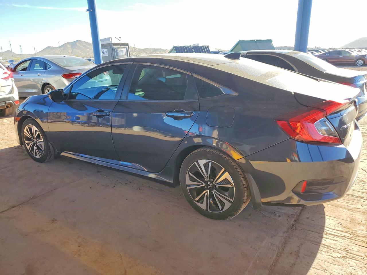 2017 HONDA CIVIC EXL photo 3