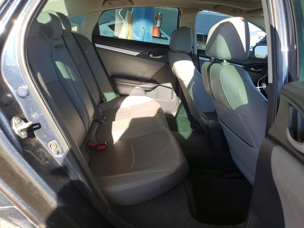 2017 HONDA CIVIC EXL photo 19