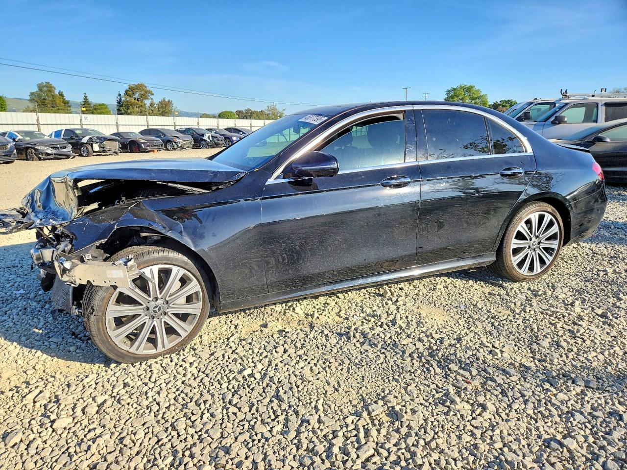 2022 MERCEDES-BENZ E