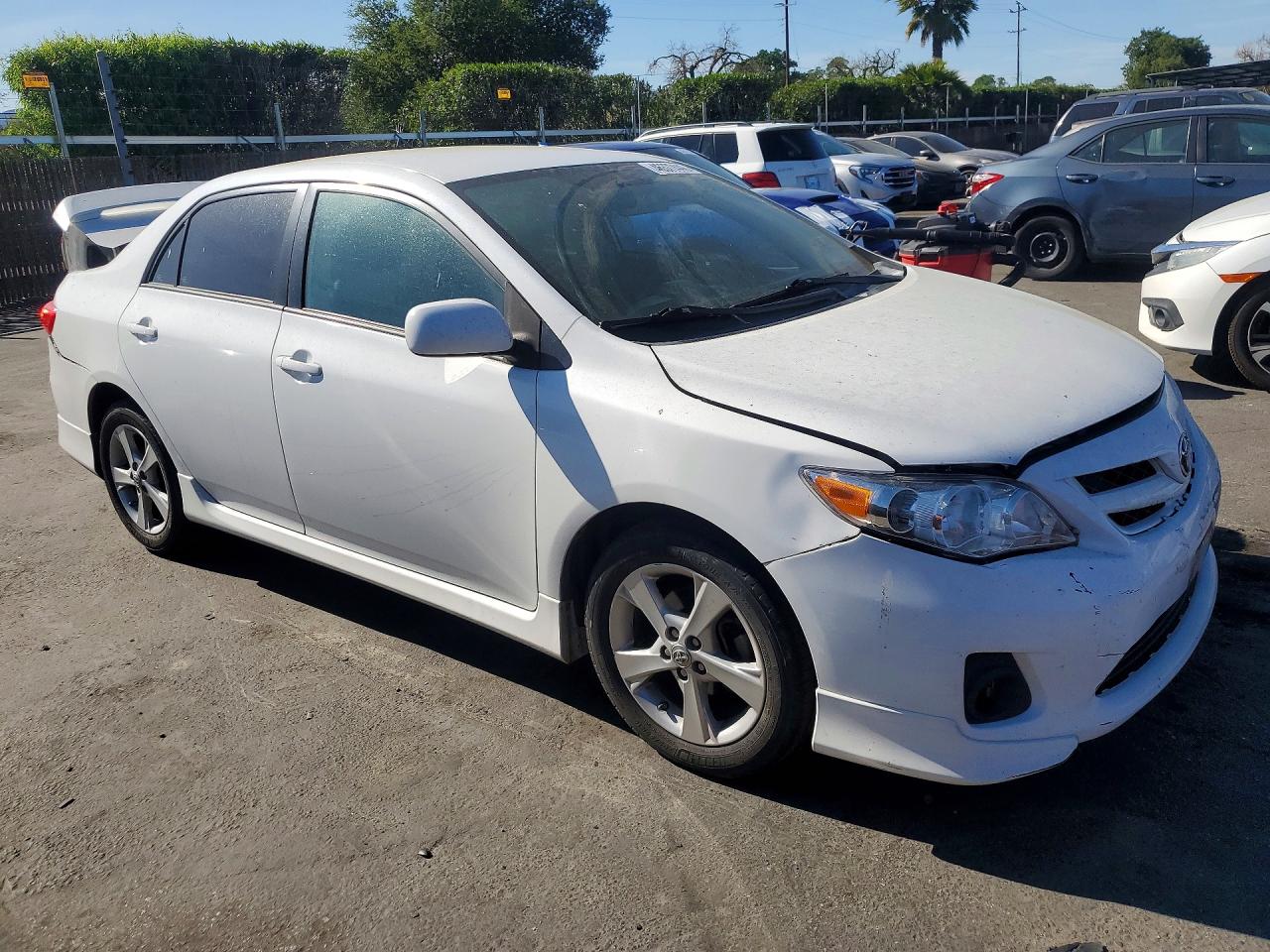 2013 TOYOTA COROLLA S photo 10