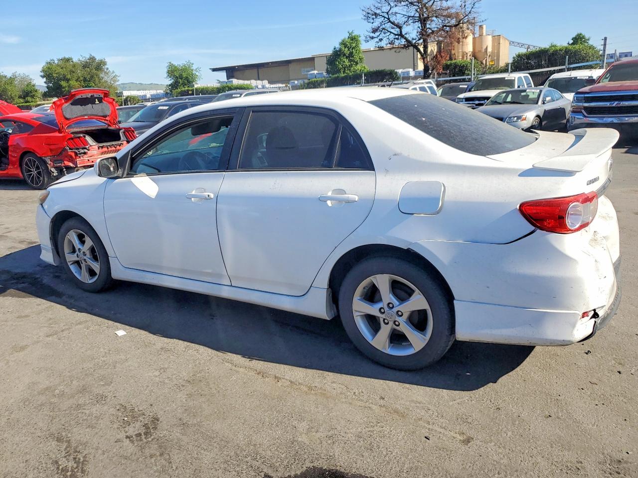 2013 TOYOTA COROLLA S photo 4