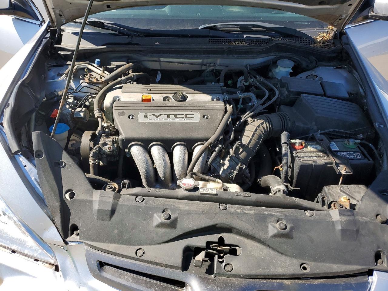 2003 HONDA ACCORD LX photo 21