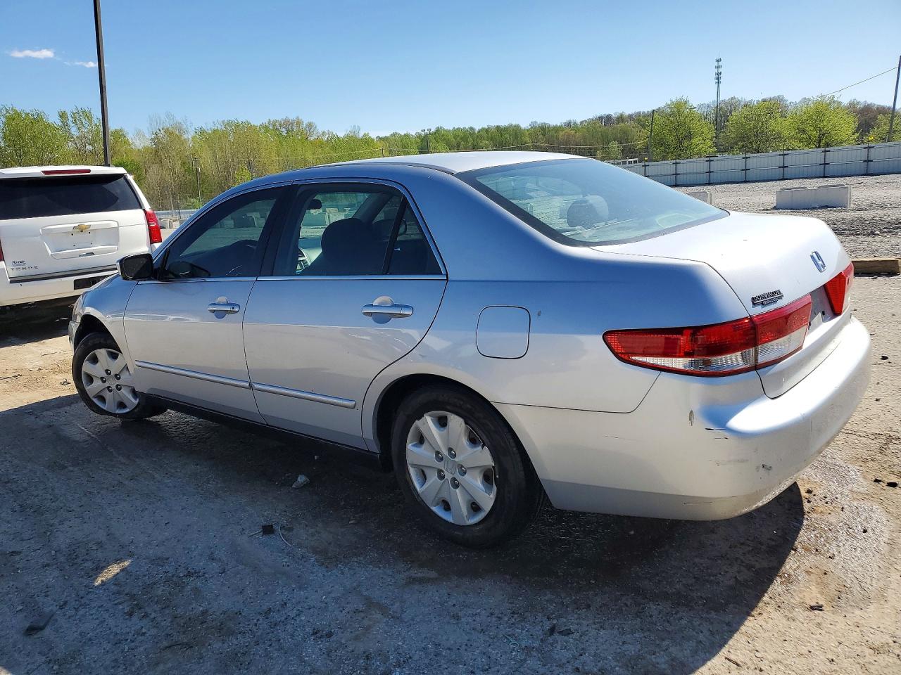 2003 HONDA ACCORD LX photo 3