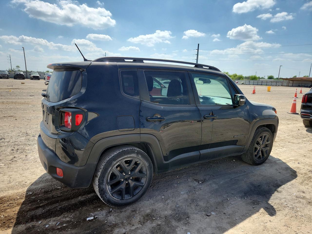 2017 JEEP RENEGADE LATITUDE photo 7