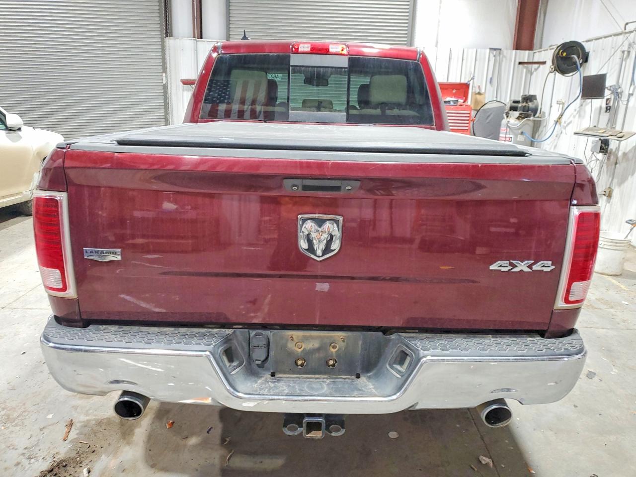 2016 RAM 1500 LARAMIE photo 11