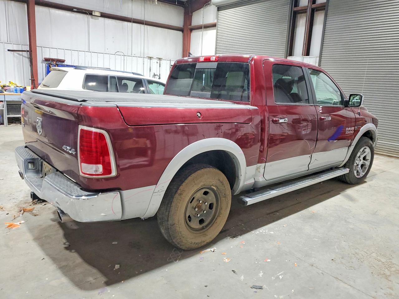 2016 RAM 1500 LARAMIE photo 5