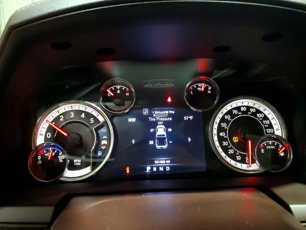 2016 RAM 1500 LARAMIE photo 17