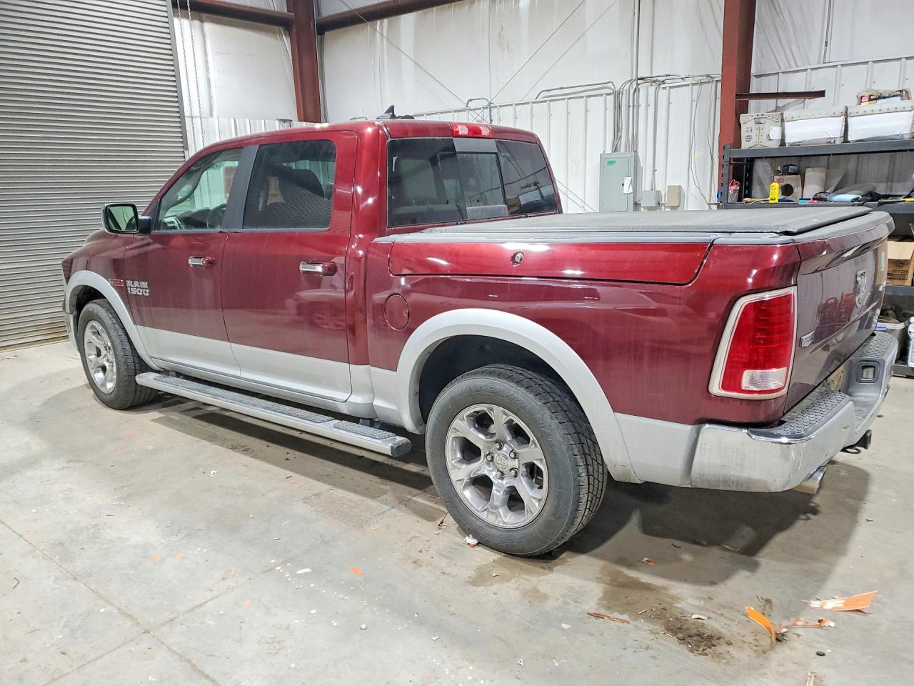 2016 RAM 1500 LARAMIE photo 3