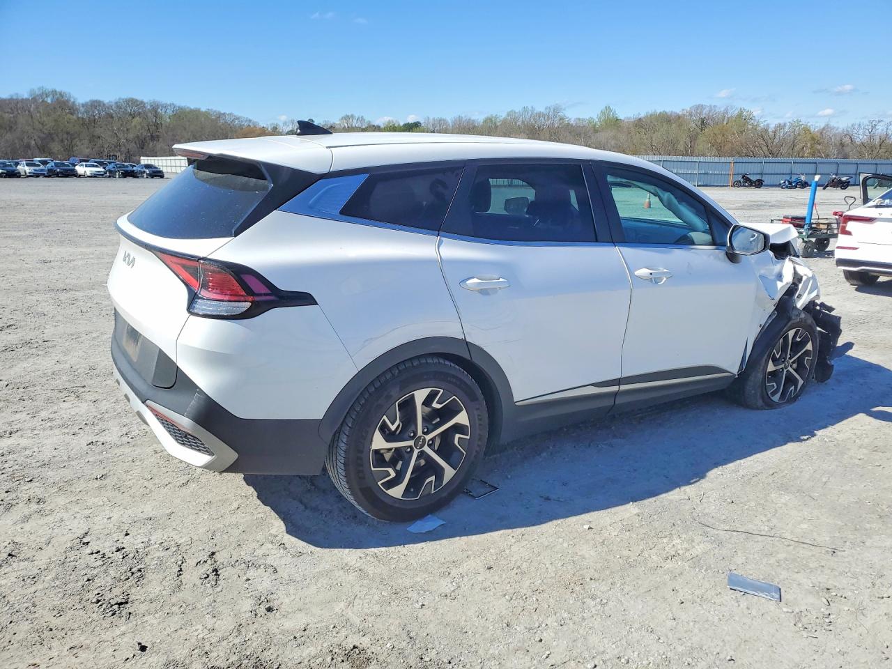 2023 KIA SPORTAGE EX photo 3