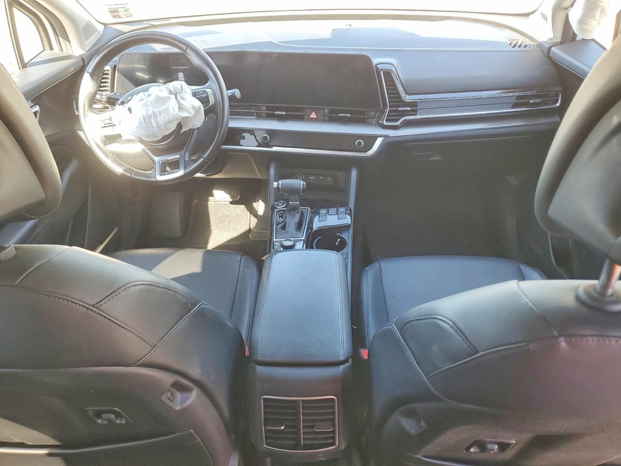 2023 KIA SPORTAGE EX photo 8