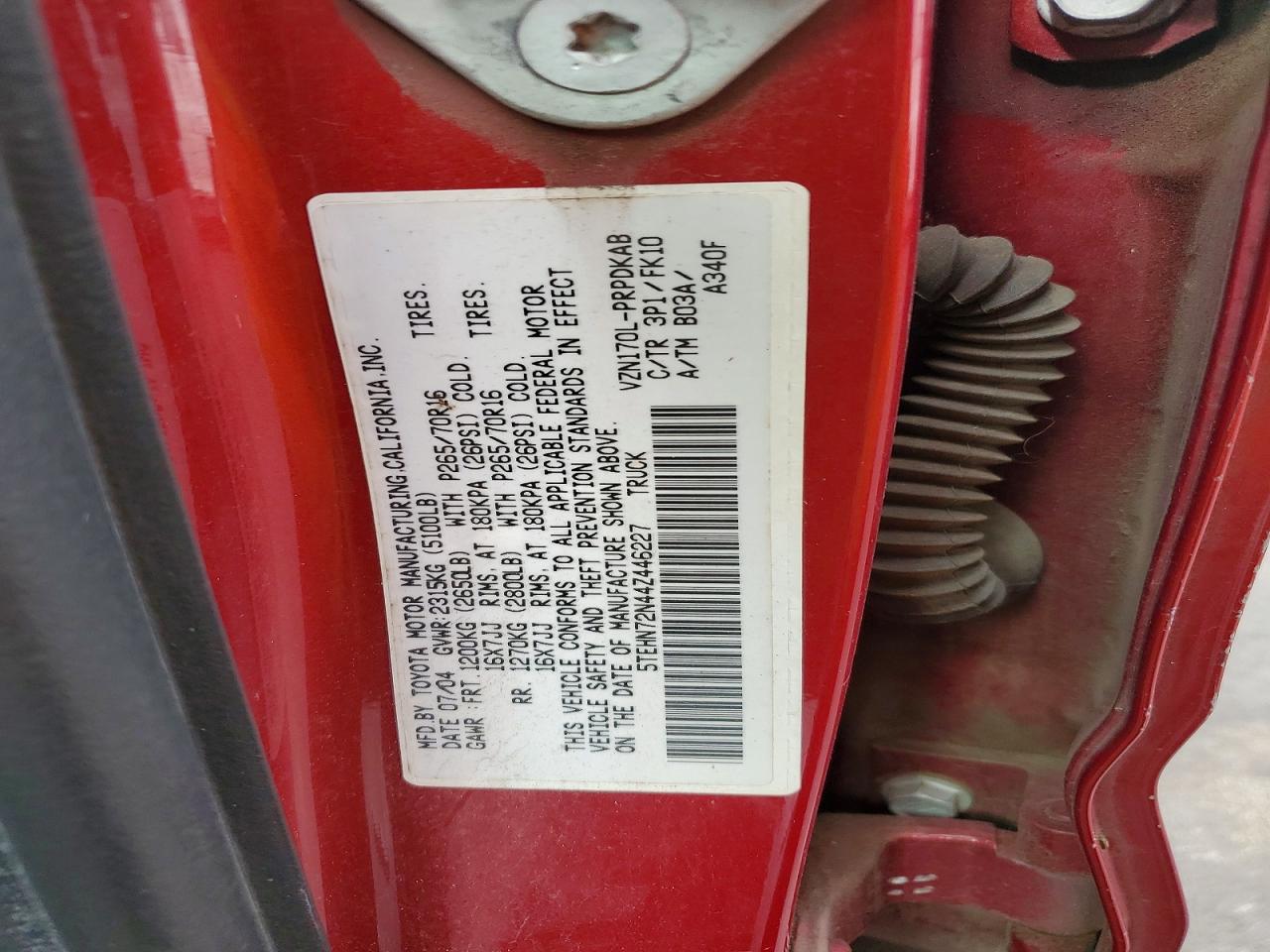2004 TOYOTA TACOMA V6 photo 12