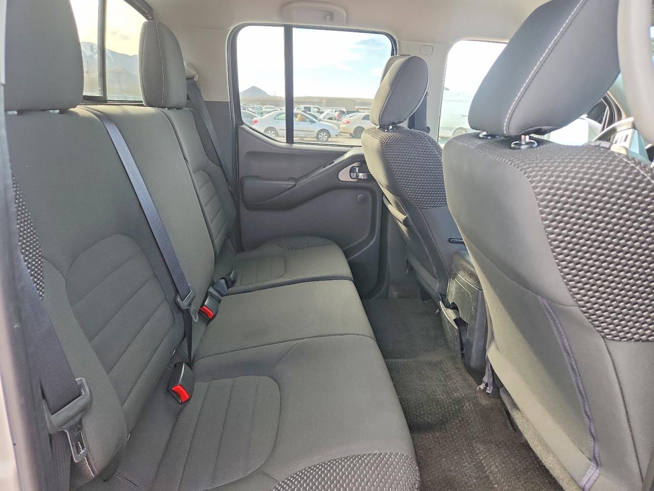 2018 NISSAN FRONTIER PRO-4X photo 19