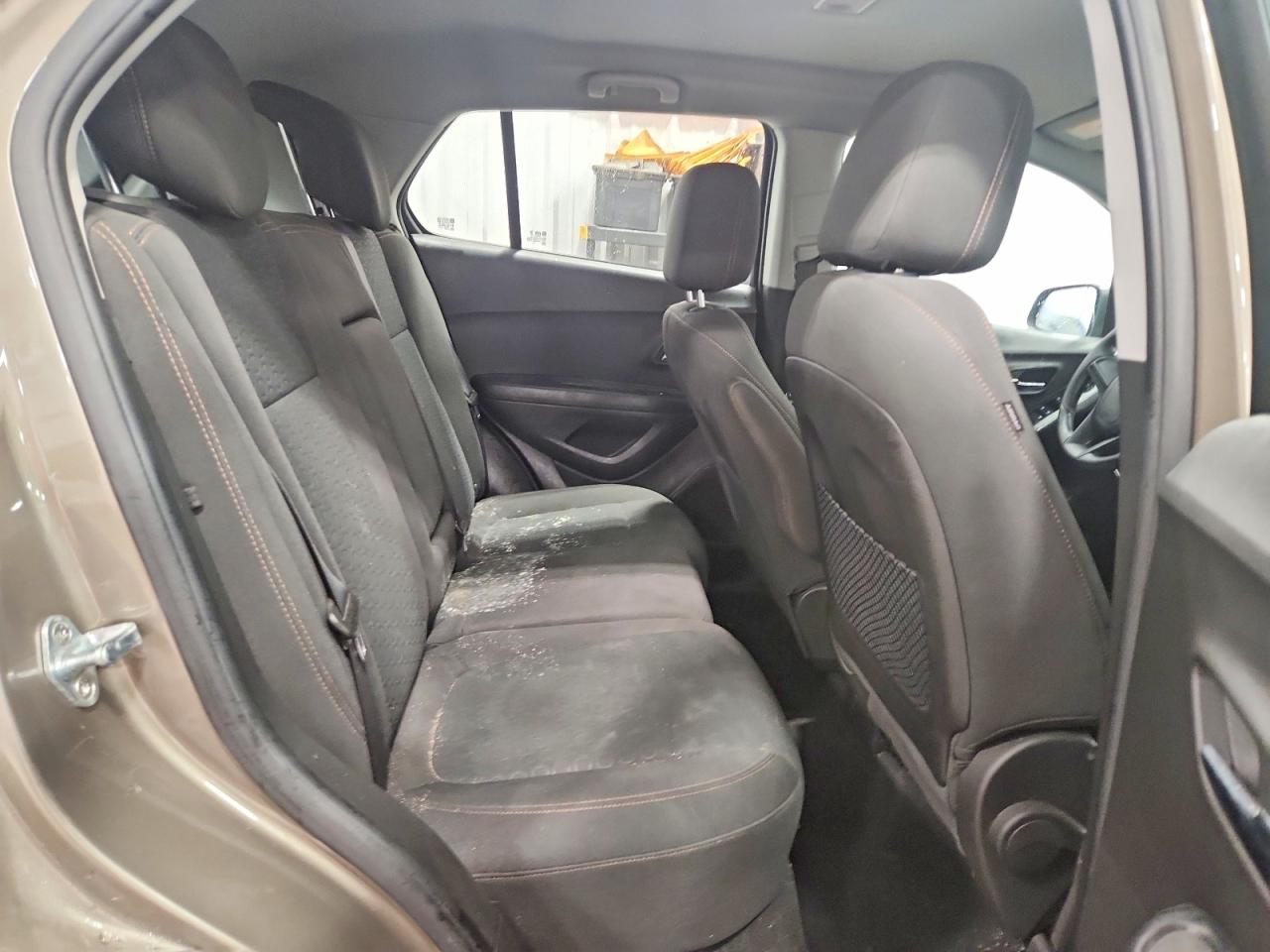 2021 CHEVROLET TRAX LS photo 21