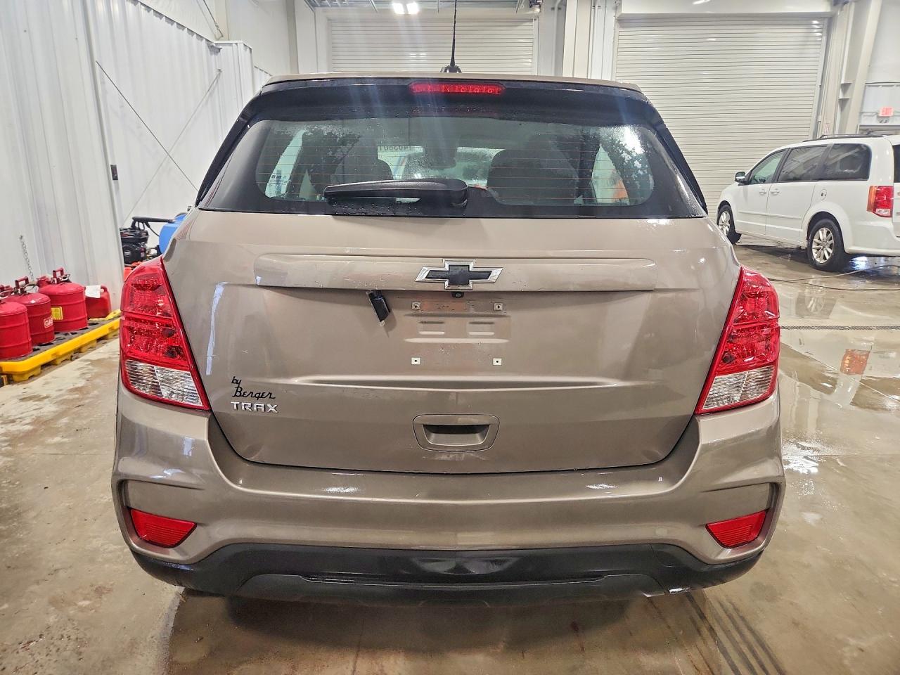 2021 CHEVROLET TRAX LS photo 11