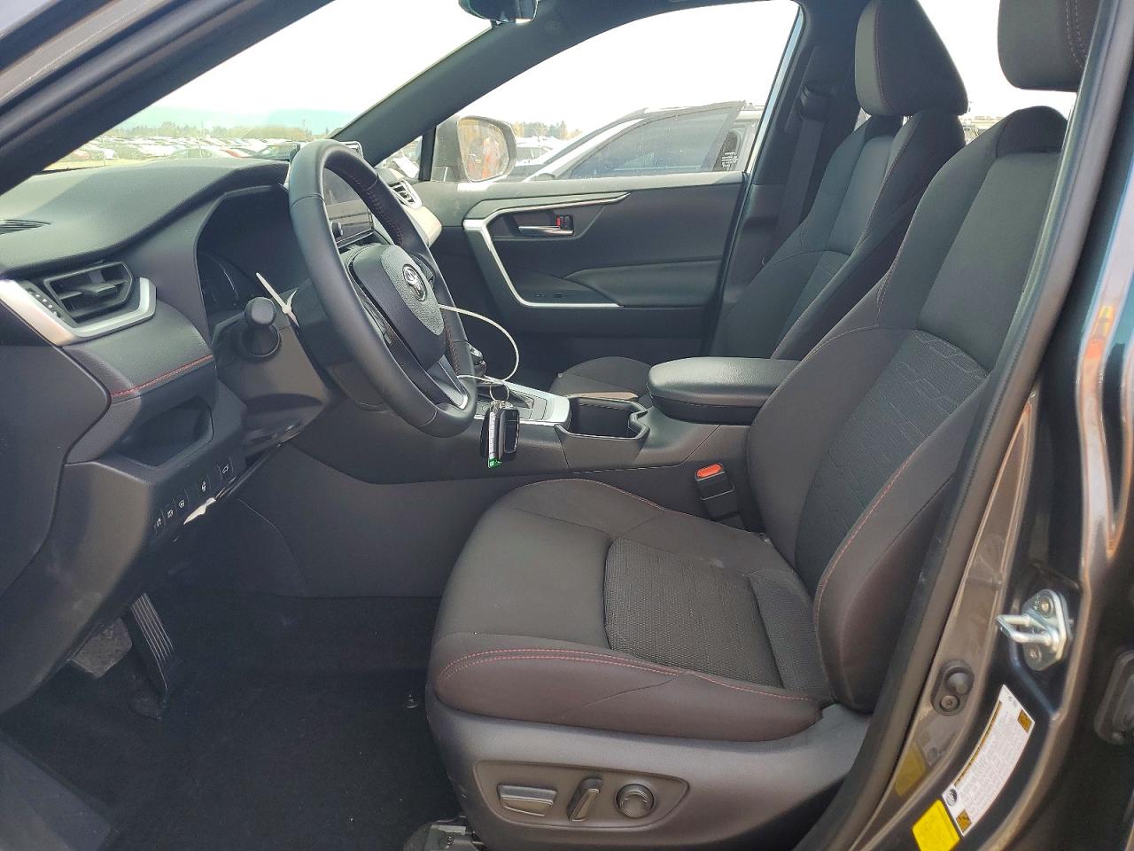 2024 TOYOTA RAV4 PRIME SE photo 7