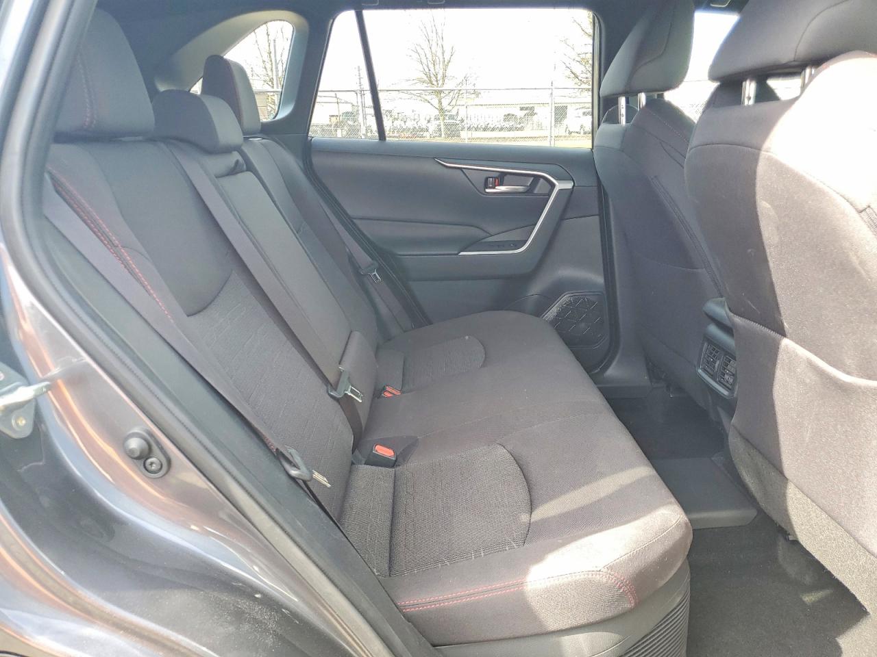 2024 TOYOTA RAV4 PRIME SE photo 11