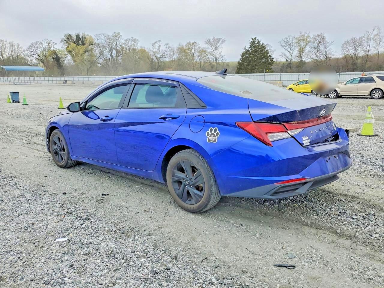 2023 HYUNDAI ELANTRA SEL photo 3