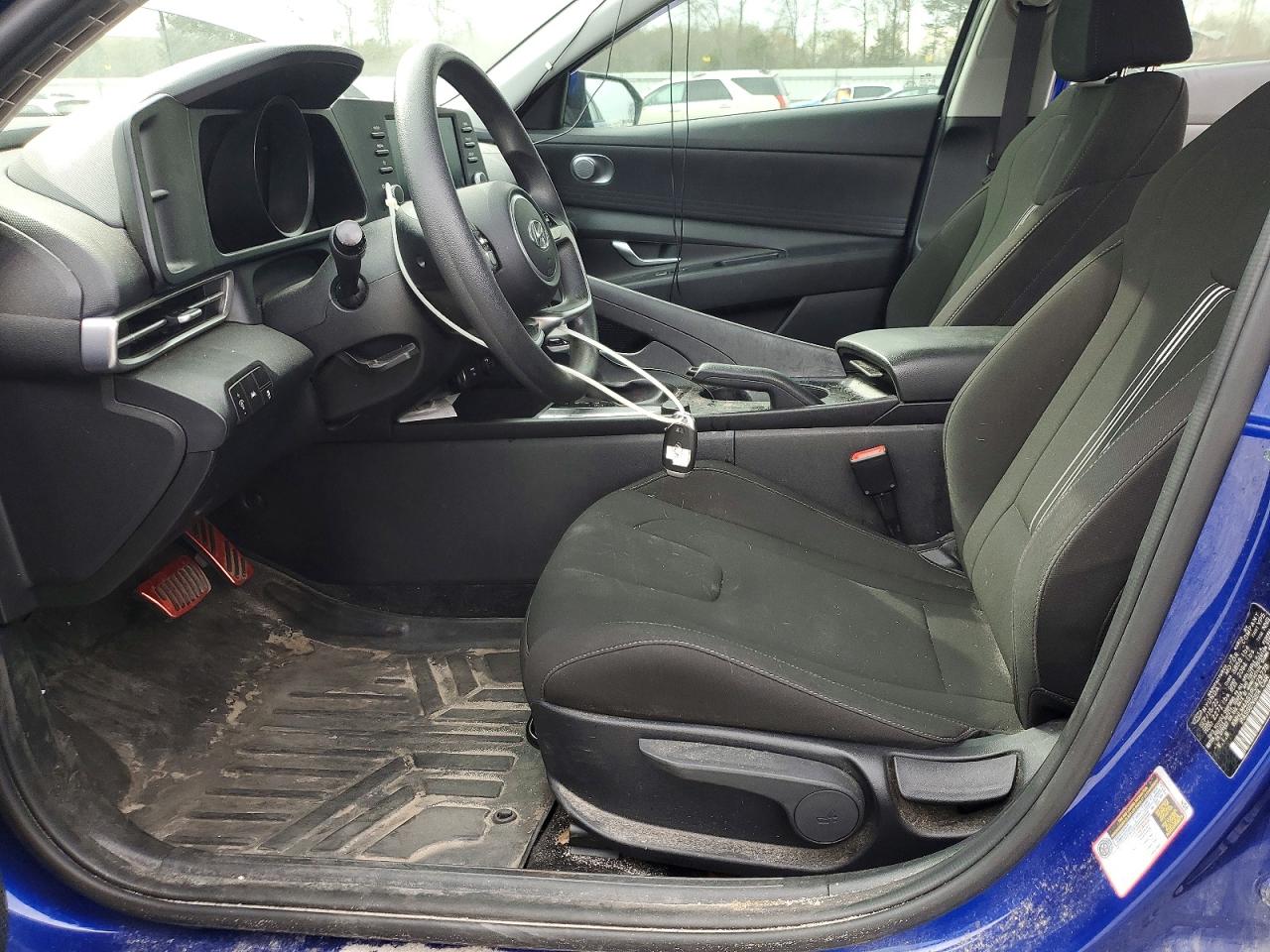 2023 HYUNDAI ELANTRA SEL photo 13