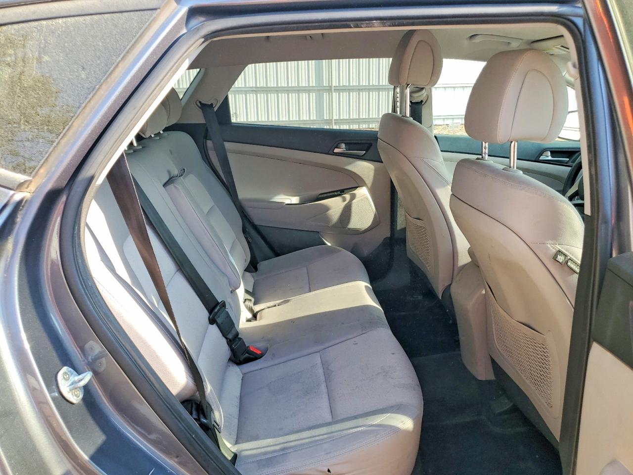 2018 HYUNDAI TUCSON SE photo 21
