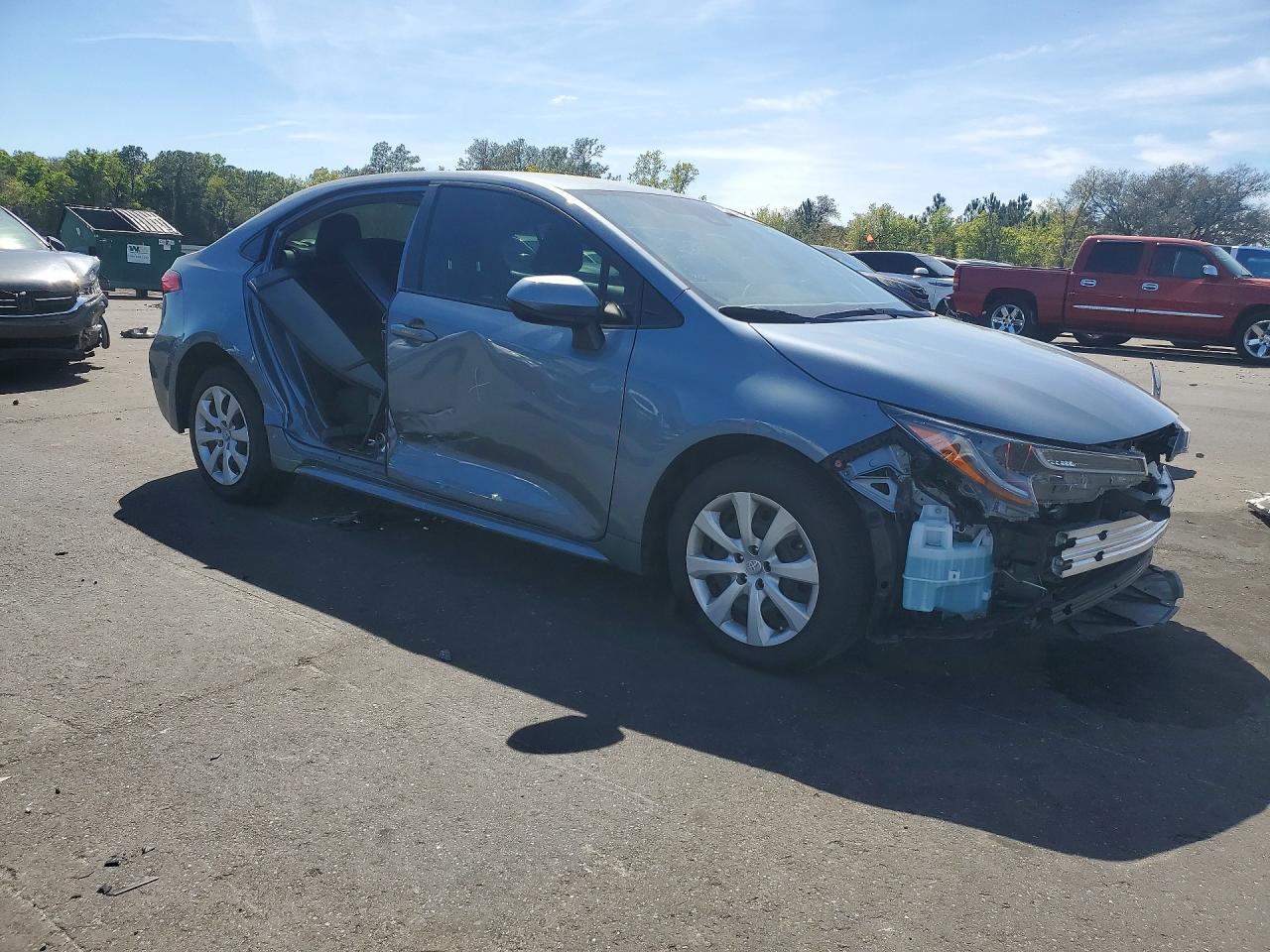 2022 TOYOTA COROLLA LE photo 4