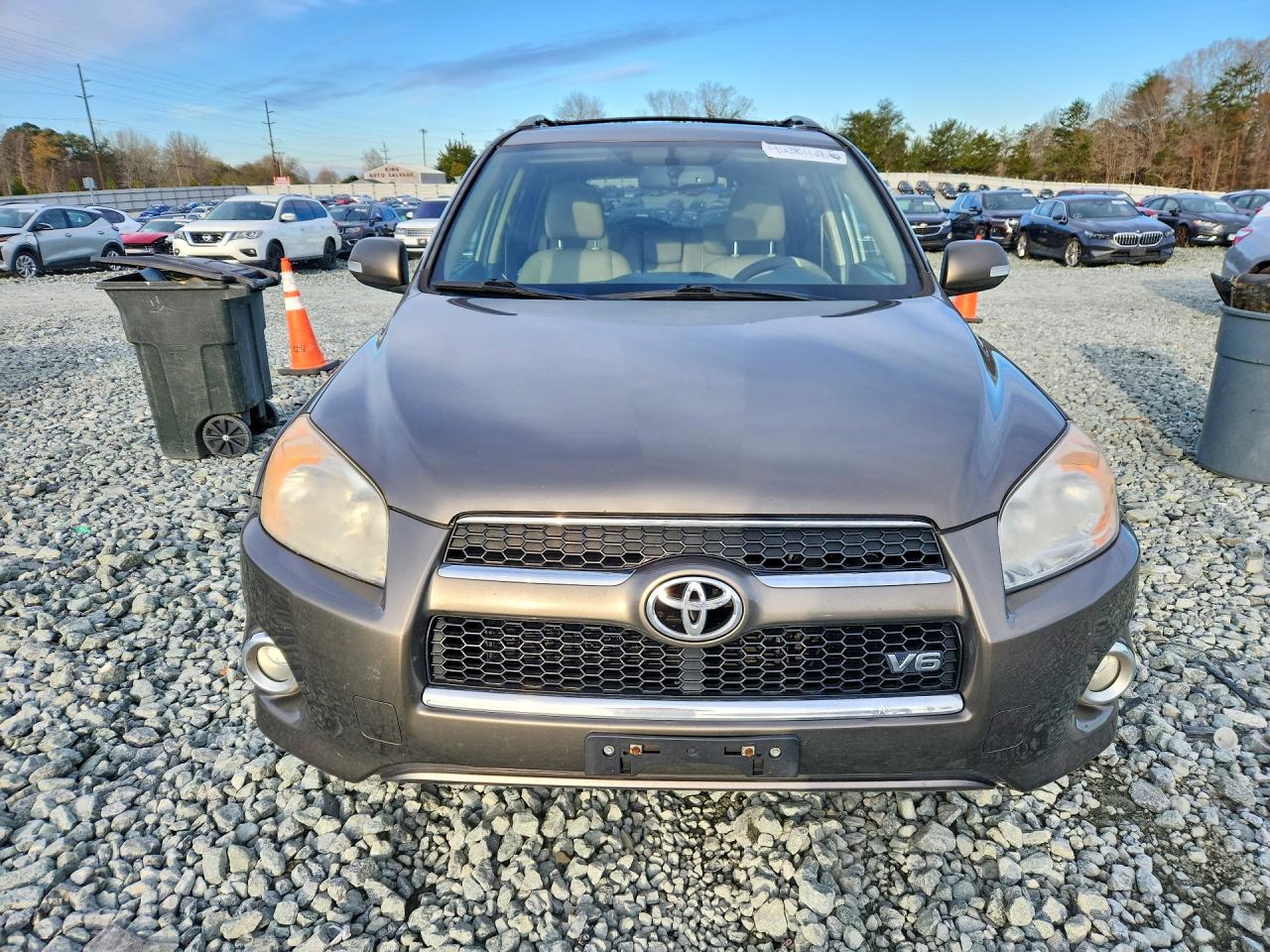 2011 TOYOTA RAV4 LIMITED photo 13
